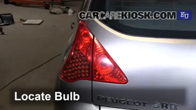 2011 Peugeot 3008 HDi Sport 1.6L 4 Cyl. Turbo Diesel Éclairage Feux de position arrière (remplacer ampoule)